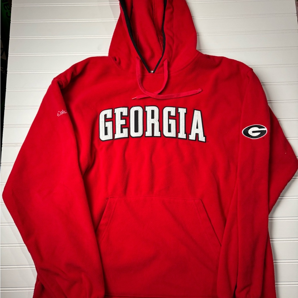 Red Columbia brand size large Georgia Bulldogs Sweatshirt Hoodie